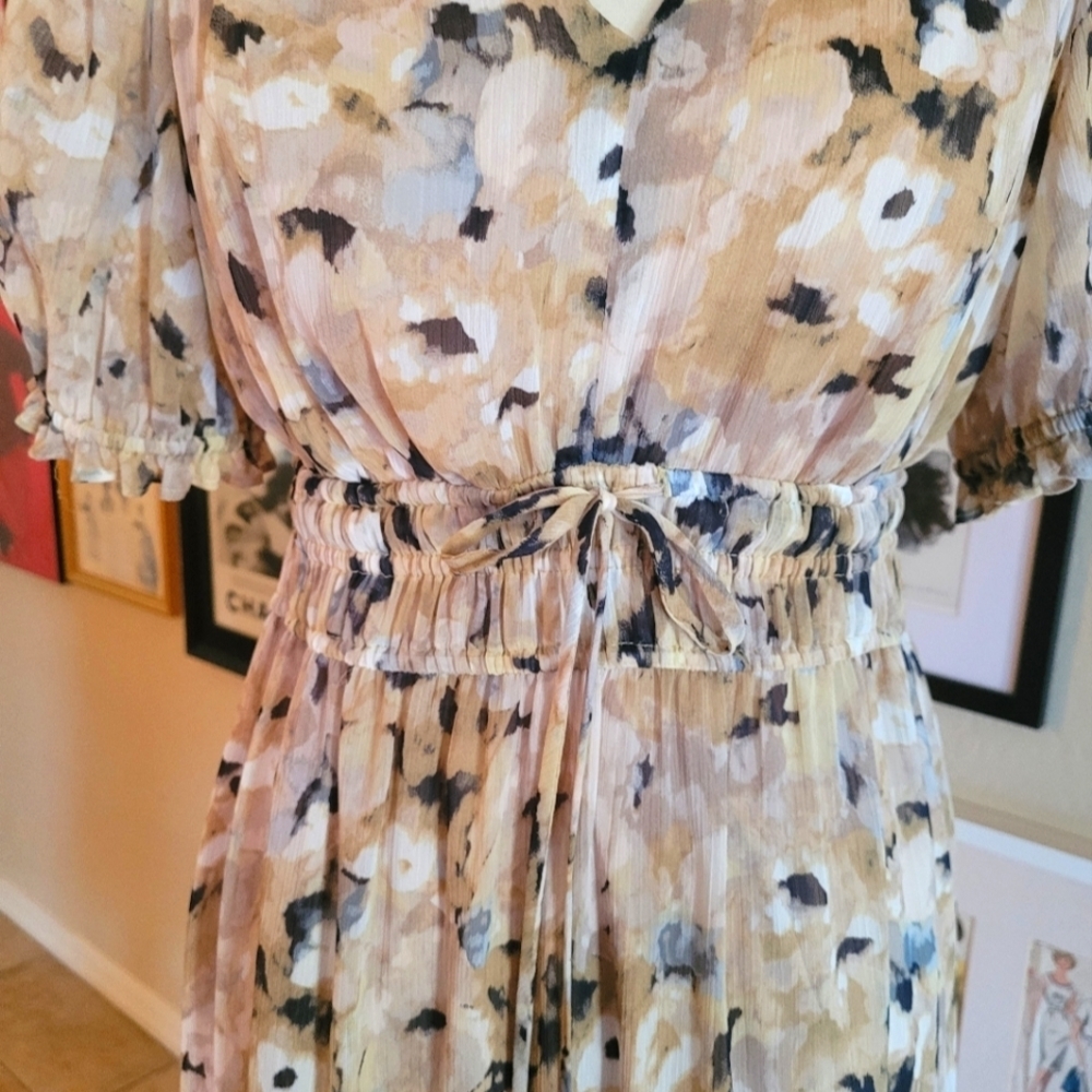 Maggy London Khaki Gold Print Puff Sleeve Ruffle Hem Midi Dress - Picture 6 of 9